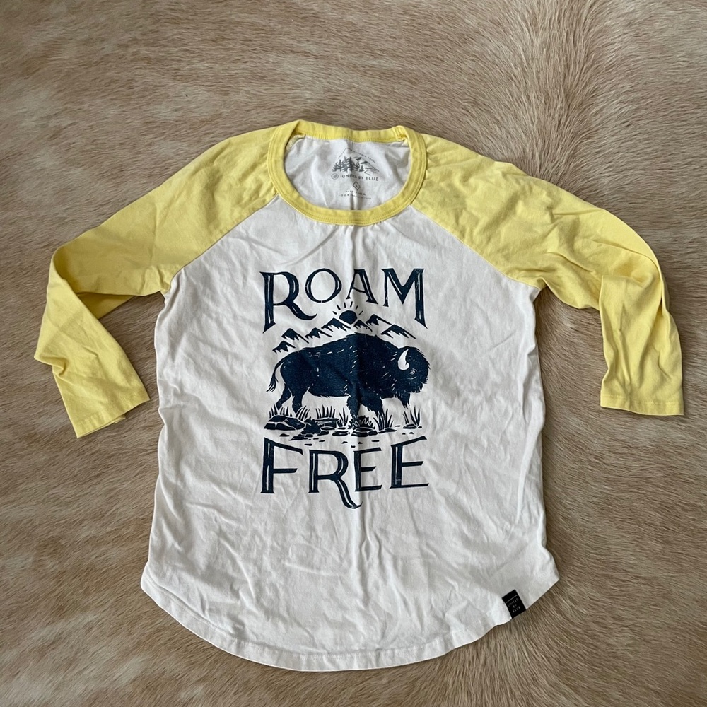 Roam Free 3/4 Sleeve Tee Size L